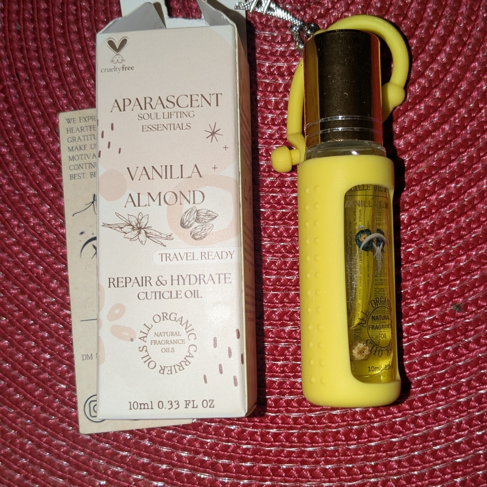 Vanilla Almond Cuticle Oil with Yellow Case